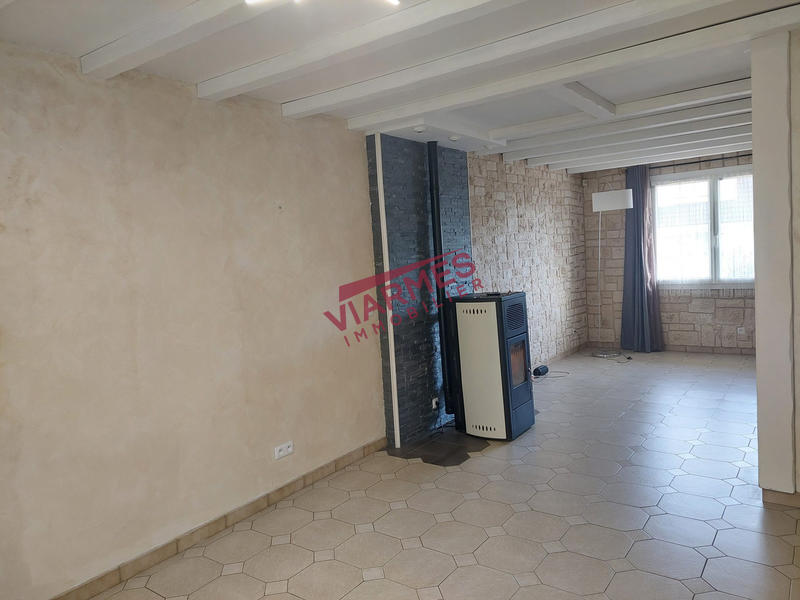 Maison traditionnelle - 94 m² - 6 pièces