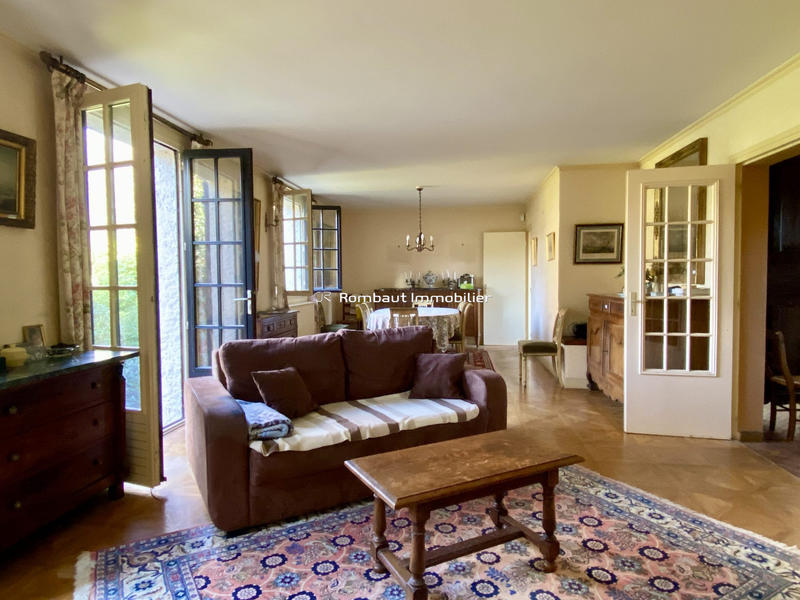 Maison - 179 m² - 8 pièces