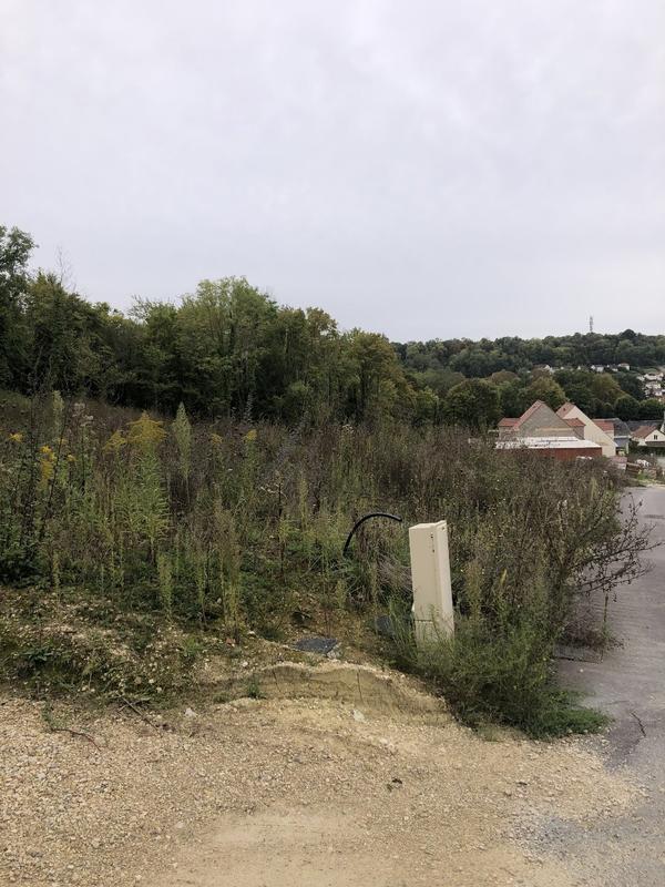 Terrain constructible - 1 011 m²