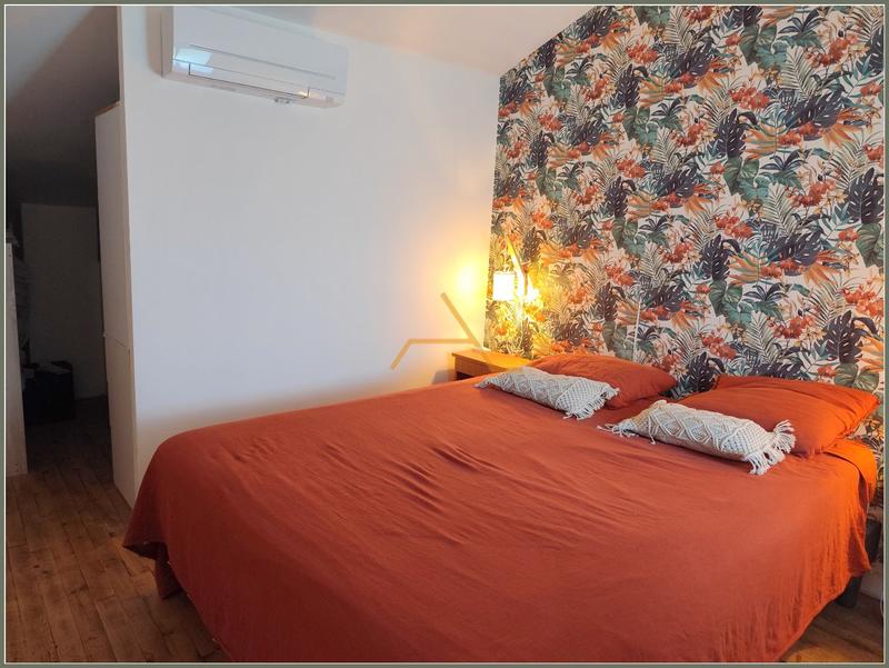 Maison en pierre - 171 m² - 7 pièces