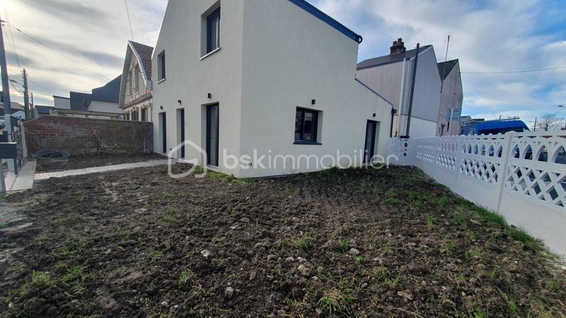 Maison - 110 m² - 4 pièces