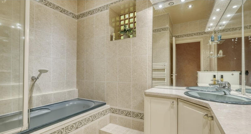 Maison - 137 m² - 5 pièces