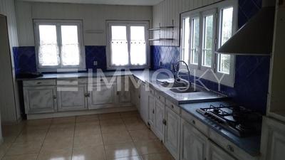 Maison - 158 m² - 7 pièces