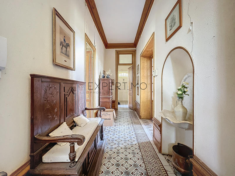 Château - 331 m² - 10 pièces