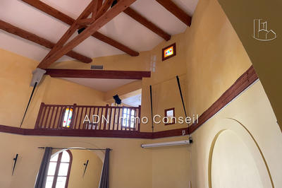 Local commercial - 143 m²