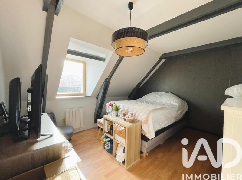 Maison - 234 m² - 8 pièces