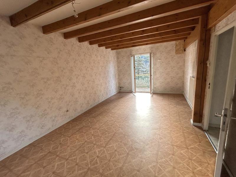 Maison - 83 m² - 4 pièces