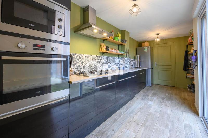 Maison - 95 m² - 4 pièces