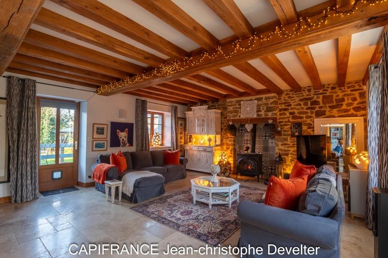 Maison en pierre - 142 m² - 5 pièces