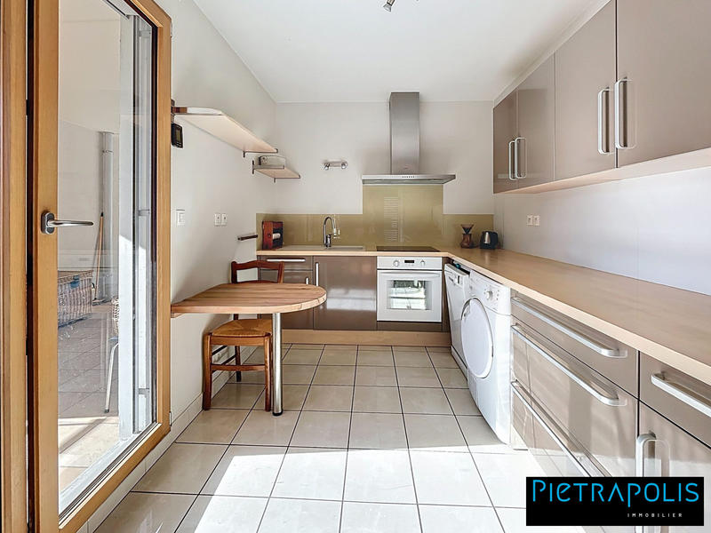 Appartement - 71 m² - 3 pièces