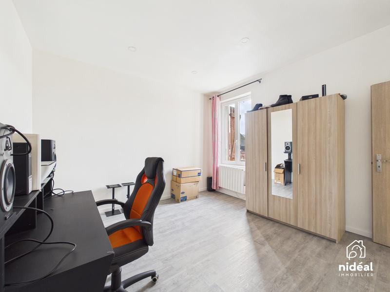 Maison - 104 m² - 4 pièces