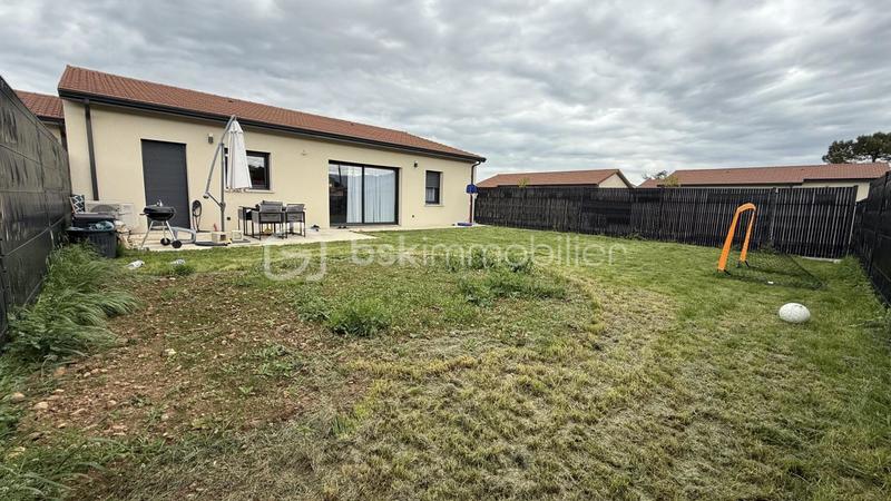 Maison - 100 m² - 4 pièces