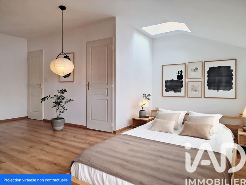 Appartement - 81 m² - 4 pièces