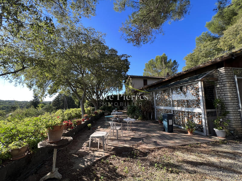 Villa - 144 m² - 5 pièces