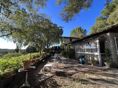 Villa - 144 m² - 5 pièces