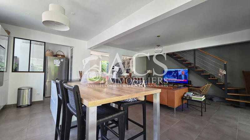 Maison - 120 m² - 5 pièces