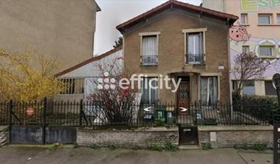 Maison - 80 m² - 4 pièces