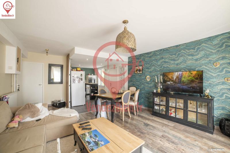 Maison - 80 m² - 4 pièces