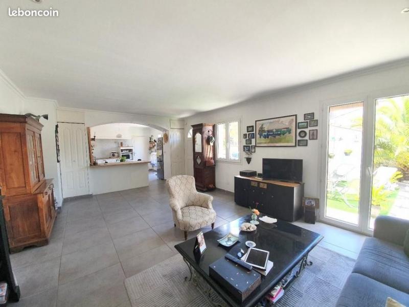 Maison - 102 m² - 5 pièces