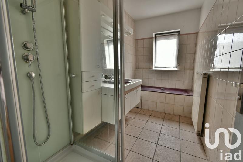 Appartement - 140 m² - 5 pièces