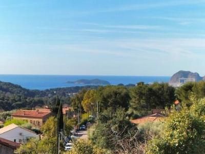 Terrain constructible - 3 871 m²