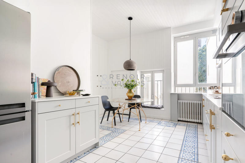 Appartement - 148 m² - 5 pièces