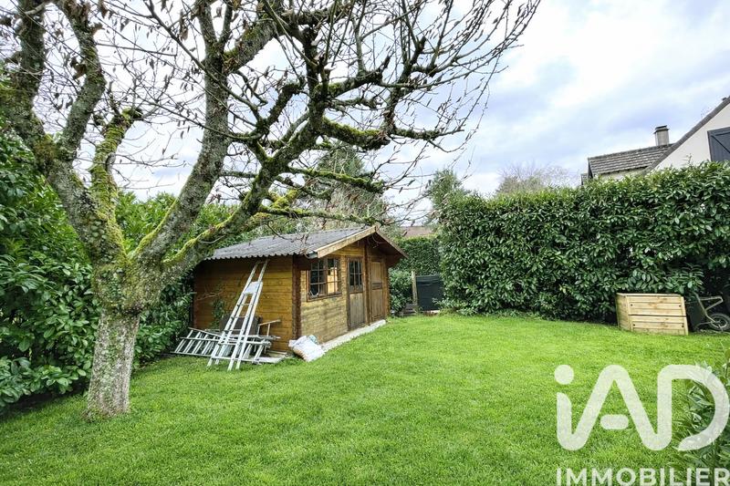 Maison - 228 m² - 7 pièces