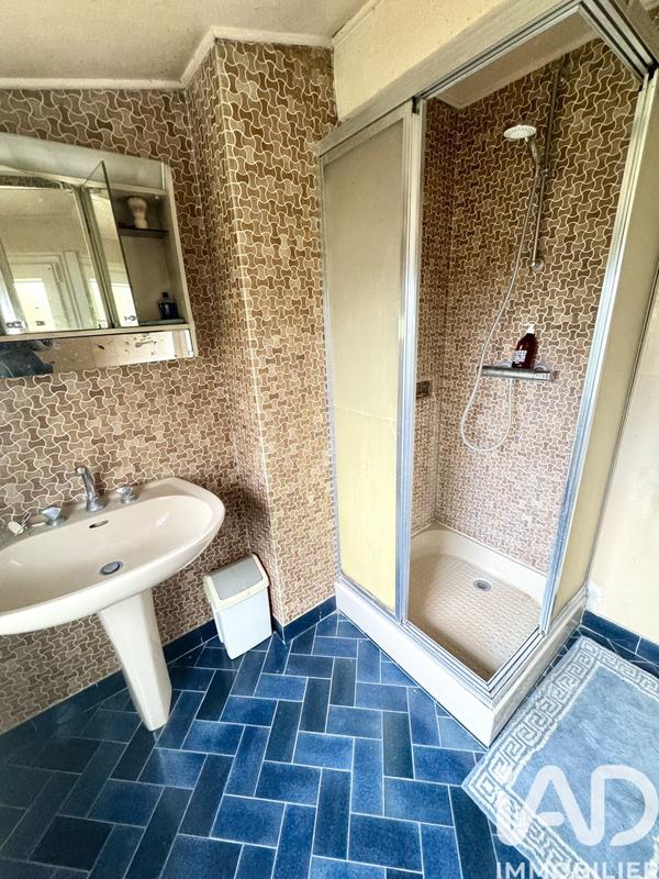 Maison - 140 m² - 8 pièces