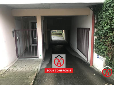 Parking / Garage - 20 m²