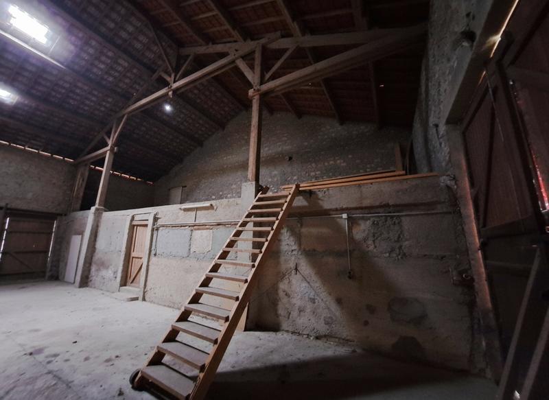 Maison - 213 m² - 8 pièces