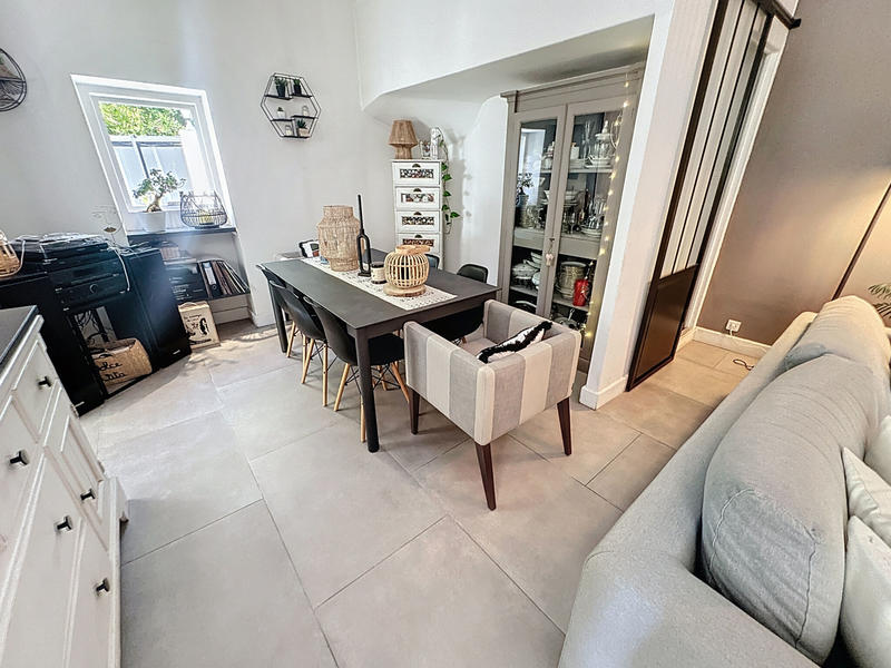 Maison - 168 m² - 6 pièces