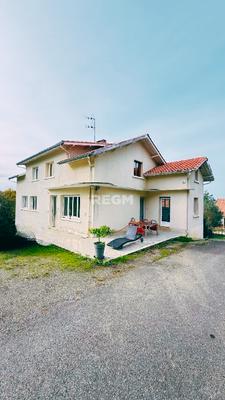 Propriété - 500 m² - 15 pièces