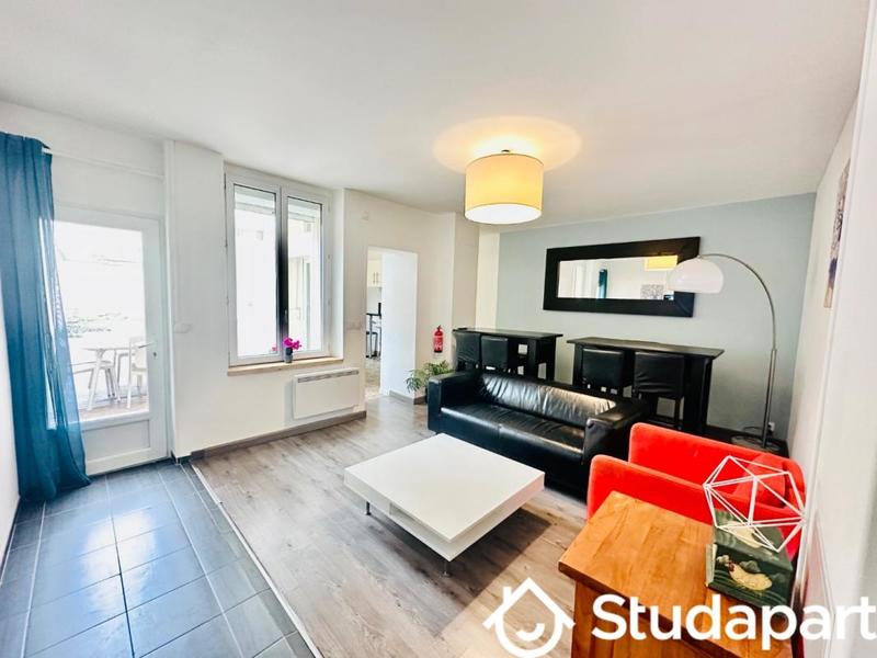 Chambre - 13 m² - 1 pièce