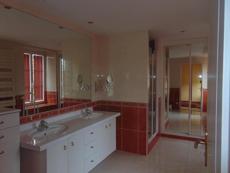 Maison - 192 m² - 7 pièces