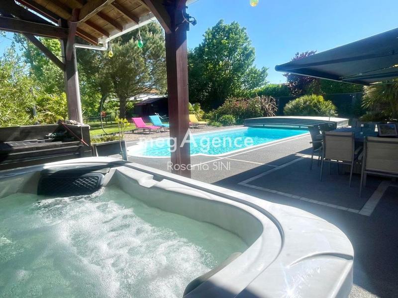 Maison - 169 m² - 7 pièces