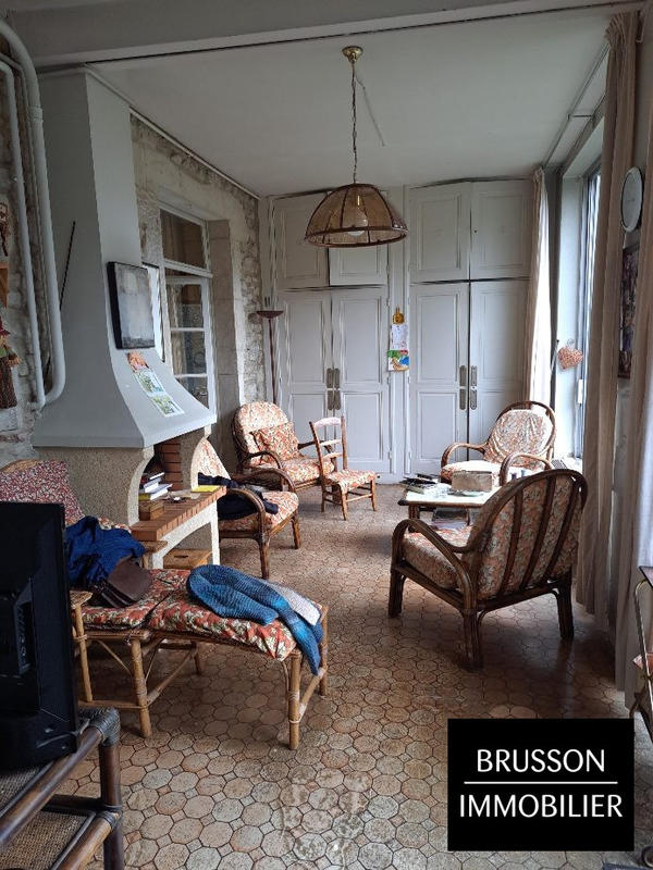 Maison - 189 m² - 8 pièces