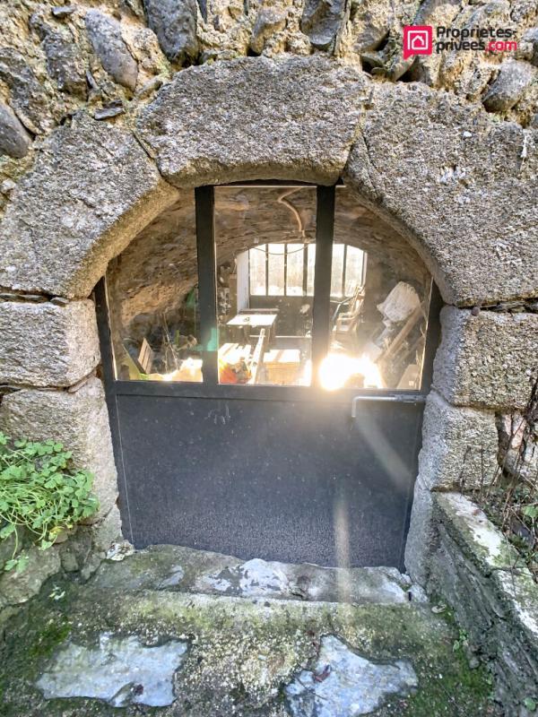 Maison - 220 m² - 8 pièces