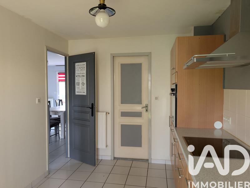 Maison - 96 m² - 5 pièces