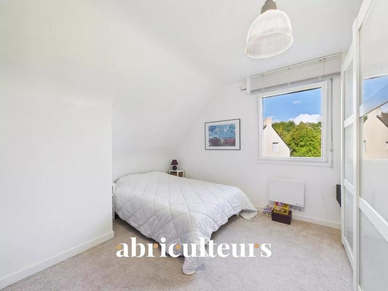 Maison - 258 m² - 7 pièces