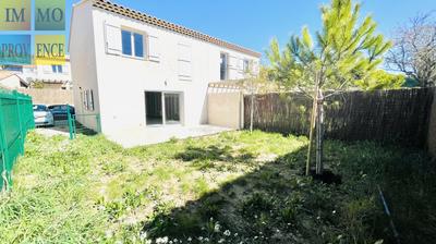 Villa - 100 m² - 4 pièces