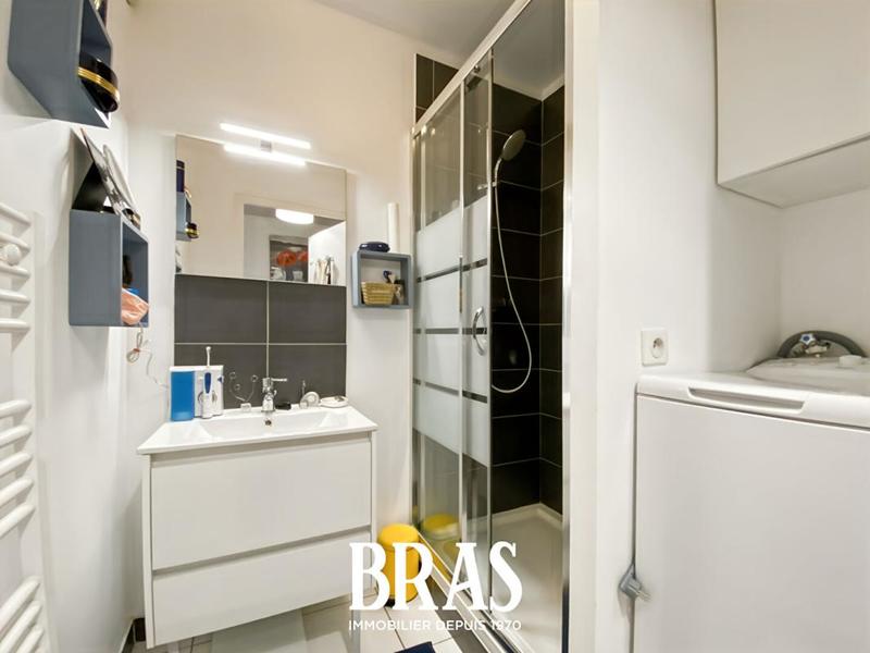 Studio - 24 m² - 1 pièce