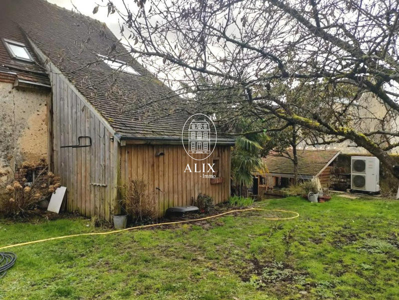 Maison ancienne - 182 m² - 6 pièces