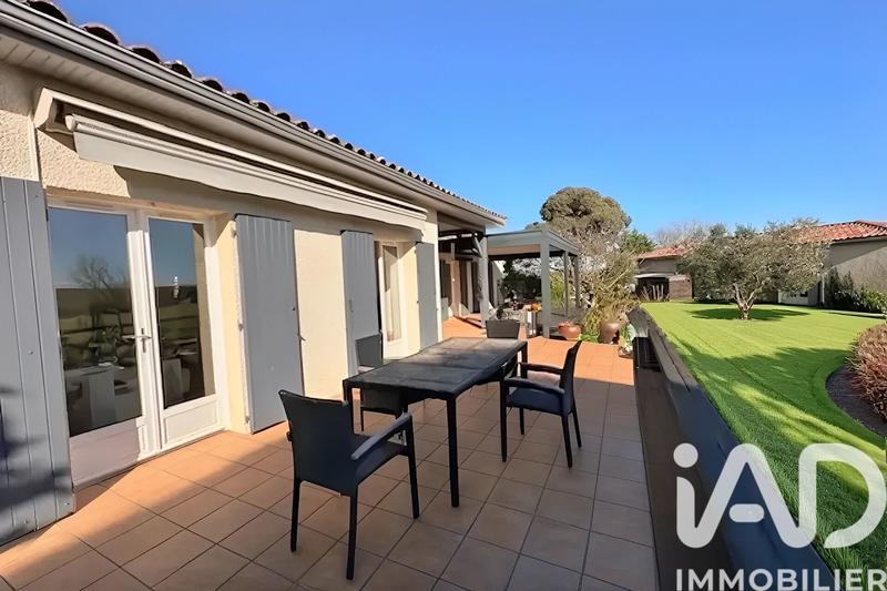 Maison - 194 m² - 6 pièces