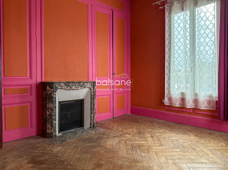 Maison ancienne - 172 m² - 6 pièces