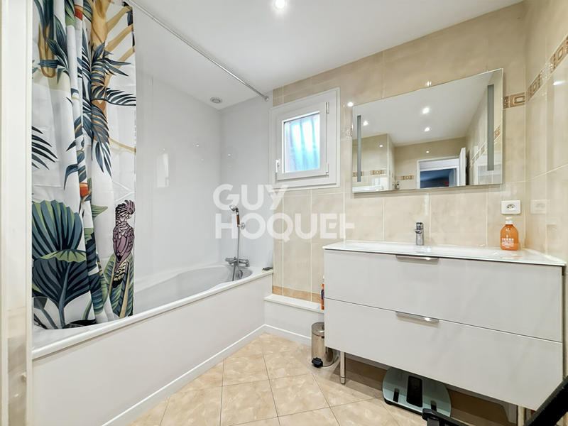 Maison - 123 m² - 5 pièces