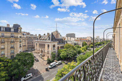 Appartement - 81 m² - 3 pièces