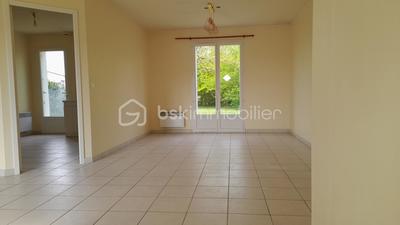 Maison traditionnelle - 175 m² - 7 pièces