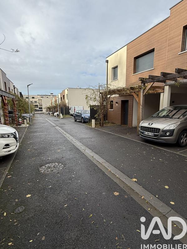 Maison - 84 m² - 4 pièces