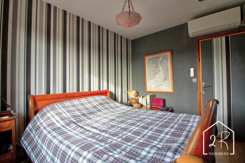 Maison - 102 m² - 5 pièces