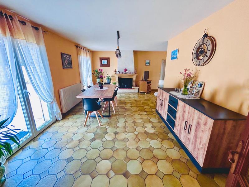 Maison - 120 m² - 5 pièces